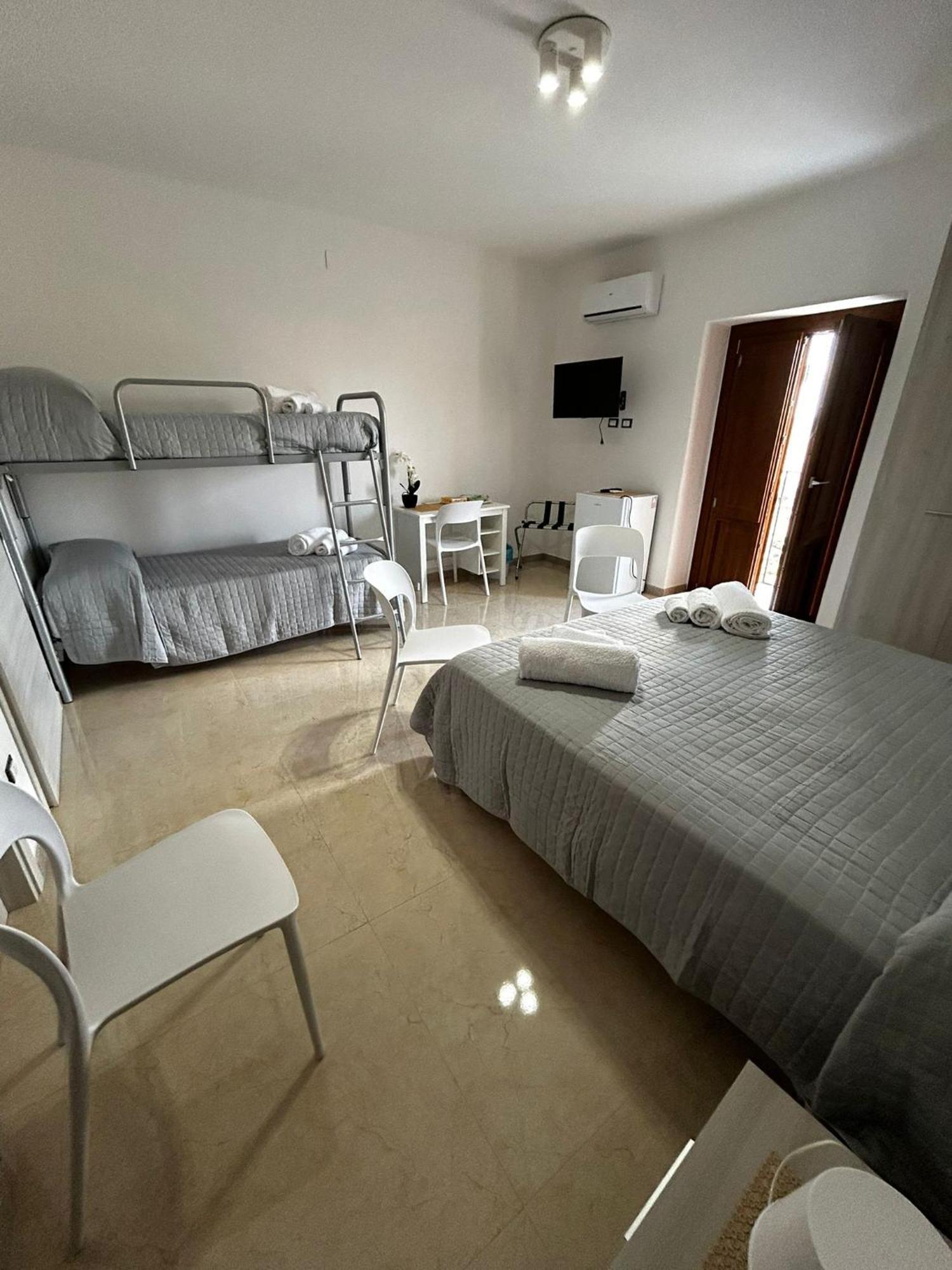 La Spiga Hotel Gangi Kültér fotó